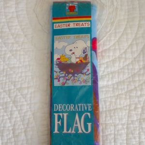 Peanuts Decorative Flag " Easter Treats" Snoopy